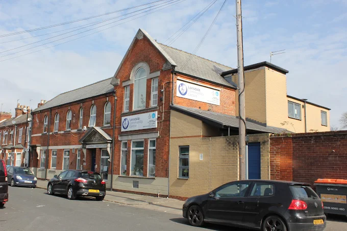 Building called Lonsdale Community centre